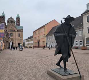 Skulptur Jakobspilger in Speyer