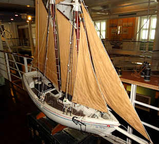 Exponate des Maritime Museum Curaçao