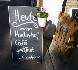 Hinterhof geöffnet!