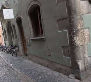 Hausburg Hinter der Grieb
