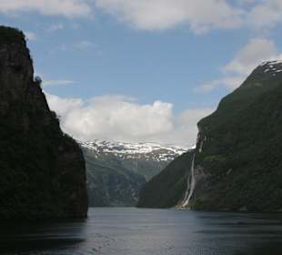  Geiranger Fjord