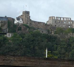 Burg Rheinfels, hoch über dem Rhein