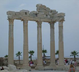 Apollo Tempel am Hafen von Side