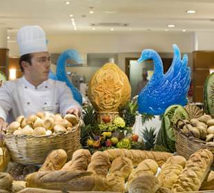 Main Restaurant buffet