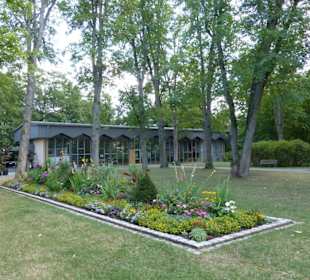 Trink- und Wandelhalle Urbaniquelle