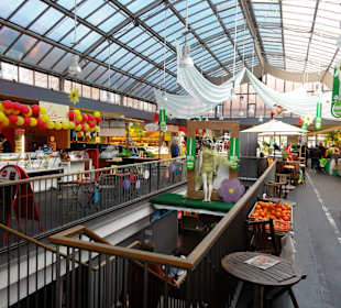 Blick durch die Alte Markthalle