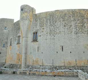Castell Belvedere