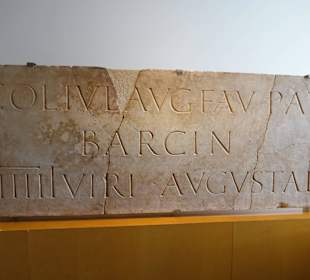 Platte  Stadt Barcino gegr. v. Augustinus