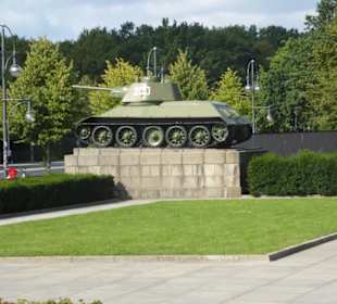 Sowjetisches Ehrenmal (Tiergarten)