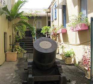 Am Museum St. Georges