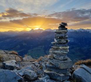 Sonnenaufgang auf dem Niesen