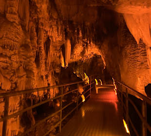 Dim Höhle