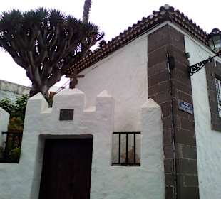 Sehenswürdigkeiten in Arucas, bitte zuordnen Danke