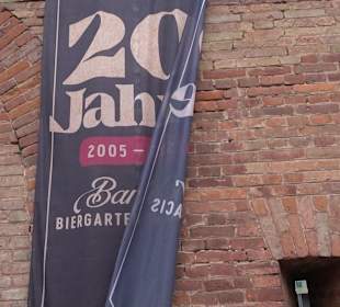 Barfüßer Biergarten im Glacis