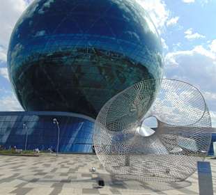"Nur Alem" Museum für Zukunftsenergien in Astana