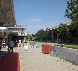 Einkaufen im Alara Grand Bazar