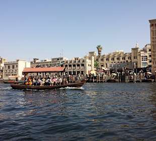 Dubai Creek per Abra