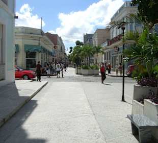 Die "Einkaufsmeile" von Cienfuegos