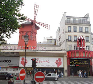 Denní pohled na kabaret