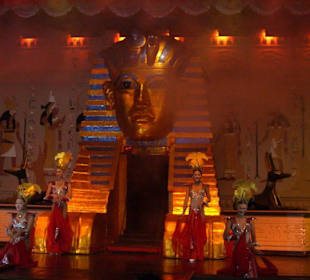 Simon Cabaret ( Travestie Show )