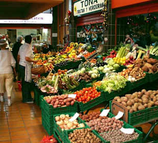 Obst- und Gemüsestand