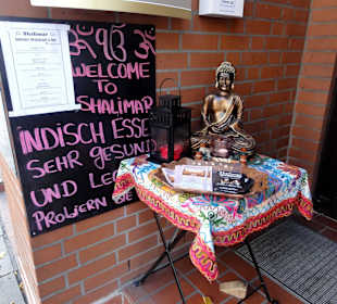 Eingang zum Restaurant Shalimar