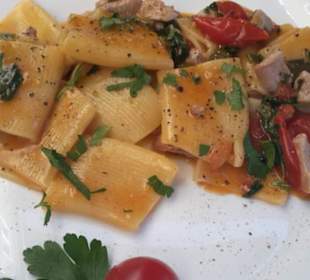 Pasta mit Kalbsfleisch
