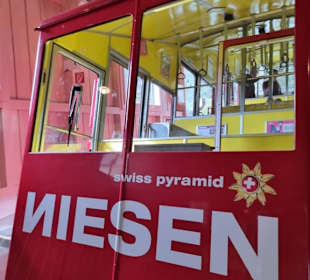 Niesenbahn in der Talstation