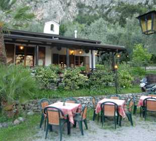 Gartenbereich der Osteria Livio