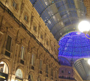 Рождественское украшение галлереи