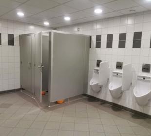 Toiletten im Untergeschoss