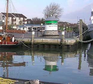 Molenfeuer am Eingang des Museumshafens