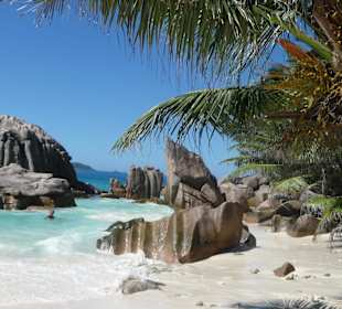 Kleine Bucht von Patatran auf La Digue