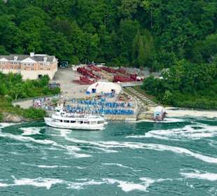 Maid of the Mist an kanadischer Seite