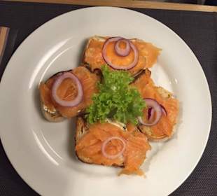 Lachs Bruschetta