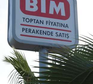 BIM - Markt in Lara-Kundu