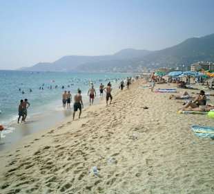Kleopatra Beach