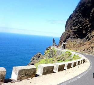 Mit der Harley an der Küste von Teneriffa