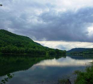 Der Stausee und seine Umgebung