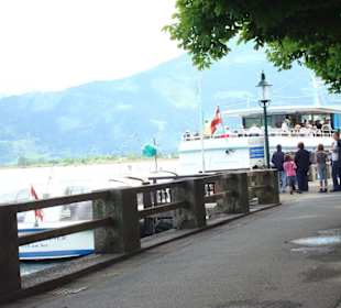 Fahrt mit dem Schiff