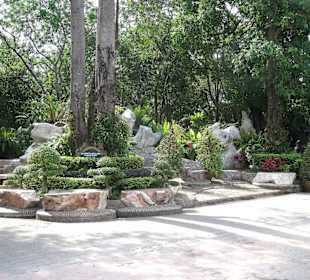 Gepflegt angelegte Anlage