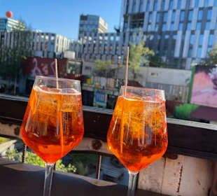 Rooftop bar im Werksviertel