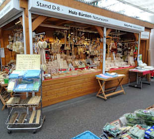Rundgang durch die Markthalle am Carlsplatz