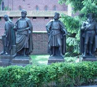 Malbork zamek i jego atrakcje