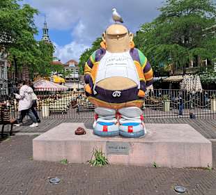 Standbeeld Haagse Harry in Den Haag