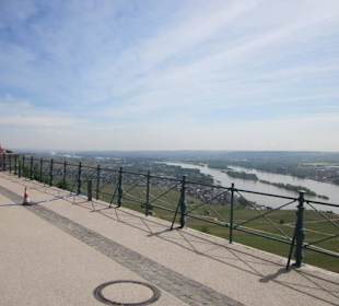 Am Niederwalddenkmal