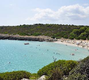Blick von den Klippen auf den Strand