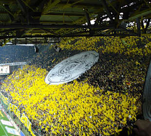 Schwarz-Gelbe Wand - Südtribüne