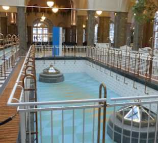 In der Brunnenhalle von Bad Kissingen