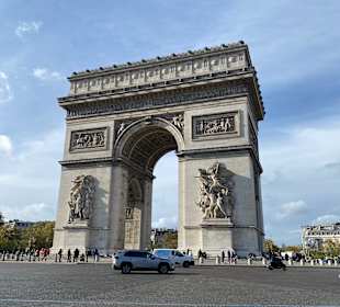 Arc de Triomphe / Triumphbogen